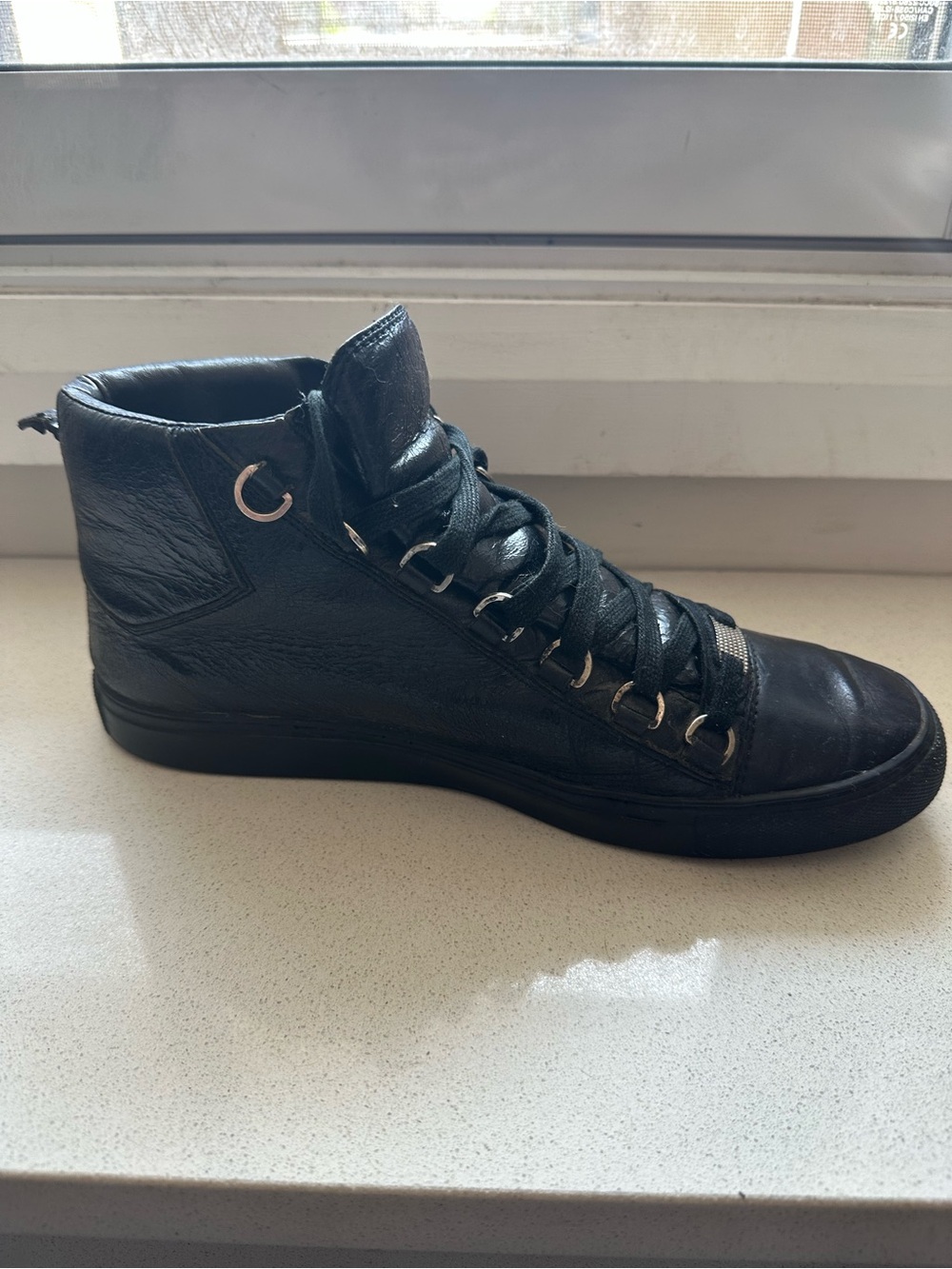 Balenciaga Arenas Black Leather High-Top Sneakers with Lace Hardware - VERY USED